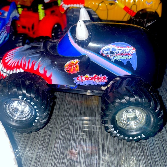 Monster Truck Bundle of 5 - Picture 6 of 11